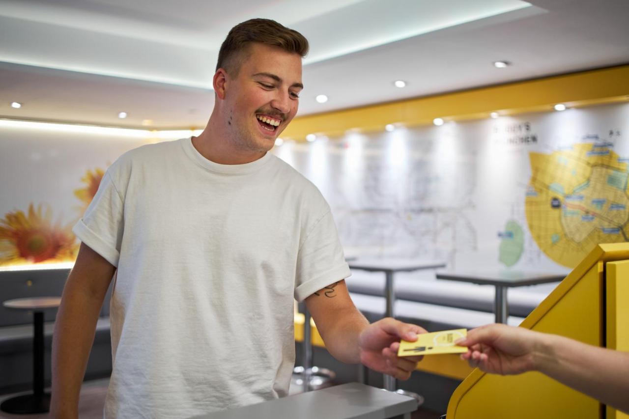 Buddy Hotel Мюнхен Екстер'єр фото