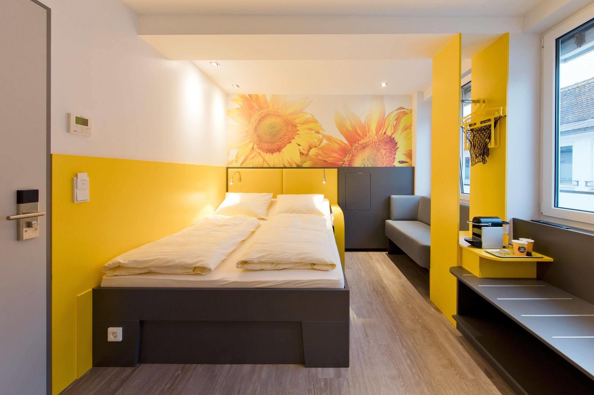 Buddy Hotel Мюнхен Екстер'єр фото